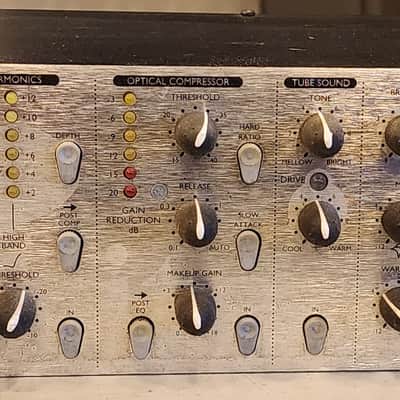 Focusrite Voice master Platinum，MOTU 896 Focusrite Platinum