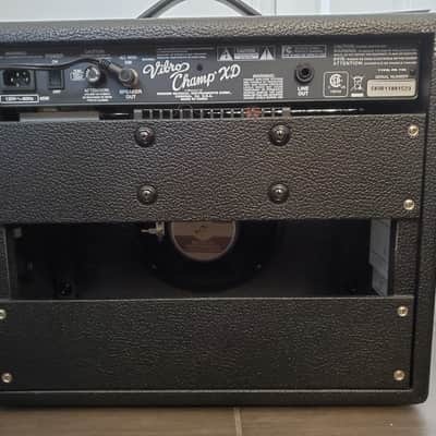 Fender Vibro Champ XD 5-Watt 1x8" Guitar Combo 2007 - 2012 image 2