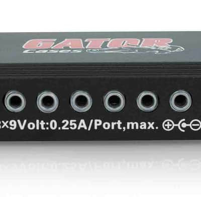 Gator Cases G-BUS-8-US Pedal Board Power Supply image 1