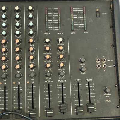 Peavey Unity 2000 12 Channel Mixer with Case Mixer image 5