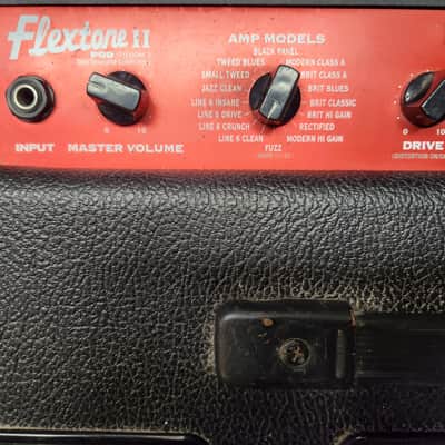 Line 6 Flextone II XL 100-Watt 2x12" Stereo Digital Modeling Guitar Combo 2000 - 2001 - Black image 5