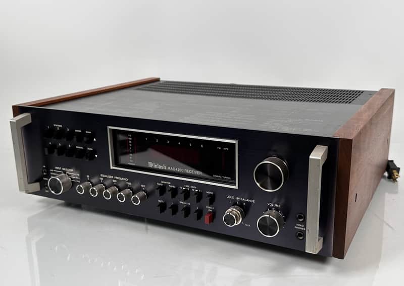 Vintage McIntosh MAC 4200 Stereo Receiver image 1