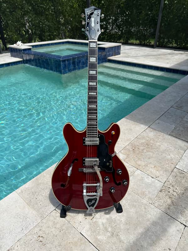 Guild Starfire V with Guild Vibrato 2023 - Transparent Cherry Red