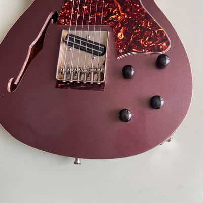 Custom Shop Semi-Hollow Electric Guitar (Nitro Finish, Boutique Pickups) - USA image 6