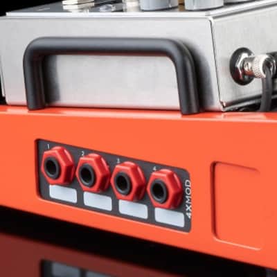 Temple Audio DUO 17 Pedalboard - Upgraded- incudes Travel Case 2020 Temple Red image 2