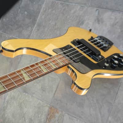 Lefty 1992 Rickenbacker 4003 bass Mapleglo *MINT* image 11