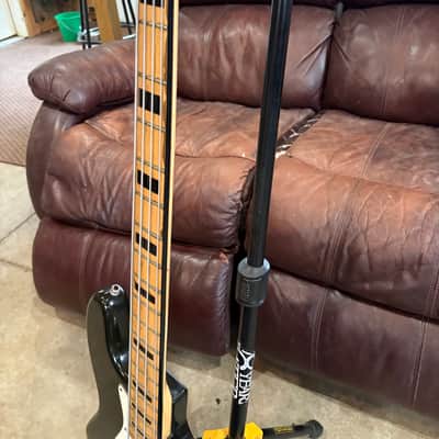 Fender Jazz Bass with Maple Fretboard 1970 - 1974 - Black image 10