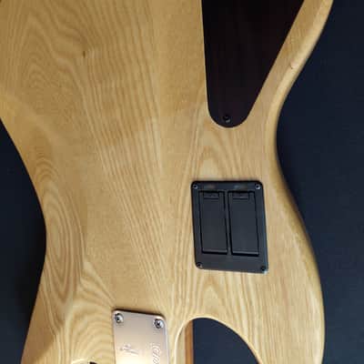 Sire Marcus Miller V10 2022 - Present - Natural Satin image 10