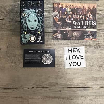 Walrus Audio Julia Chorus / Vibrato V2 2026 - Present - Black imagen 2