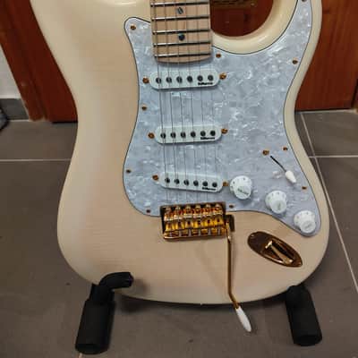 Fender STR RK Richie Kotzen Signature Stratocaster Made In Japan image 2