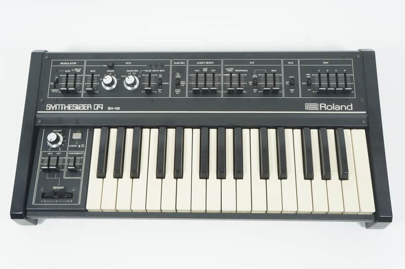Roland SH-09 32-Key Monophonic Synthesizer