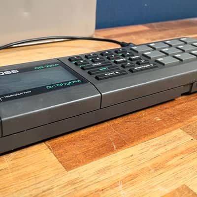 Boss DR-220A Dr. Rhythm - Black w/ Original Case image 3