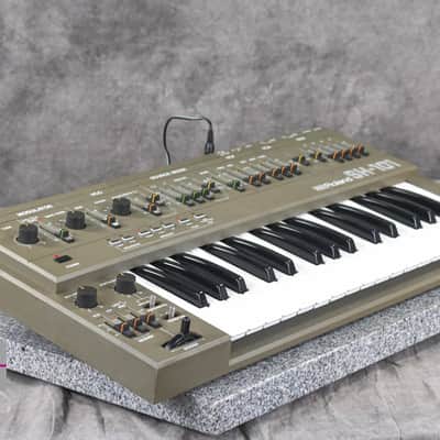 Roland SH-101 Gray Vintage Monophonic Synthesizer in Good condition image 6