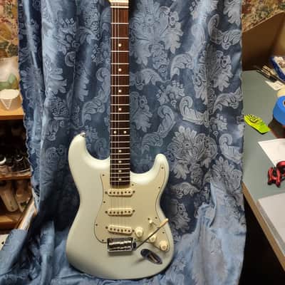 Fender Japan '57 Reissue Stratocaster ST57-TX Sonic Blue 2010-11