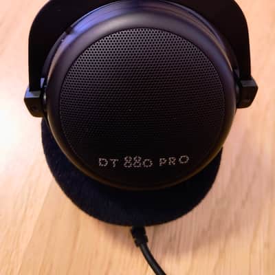 Beyerdynamic DT 880 Pro 250Ω Limited Edition  Excellent Condition image 3
