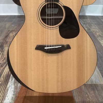 Furch Blue Deluxe Gc-SW a Sitka Spruce over a Gorgeous Black Walnut Back Duo Bevels *CNR Active* w/ Bag *Includes CNR Active Kit ($55 Value)* image 2