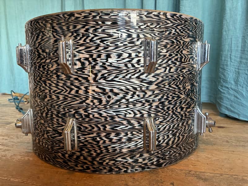 Rogers 22” Bass Drum 1960’s Black Onyx image 1
