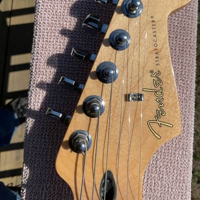 Fender Player Stratocaster HSS Plus Top with Maple Fretboard 2019 - 2021 - Blue Burst image 3