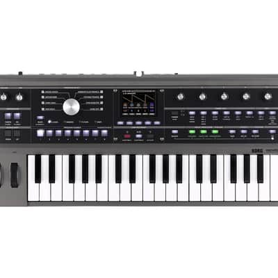 Korg microKORG2 Keyboard Synthesizer + Vocoder [DEMO]