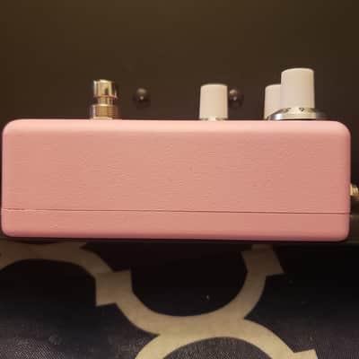 Fender Hello Kitty Fuzz 2024 - Present - Pink image 6