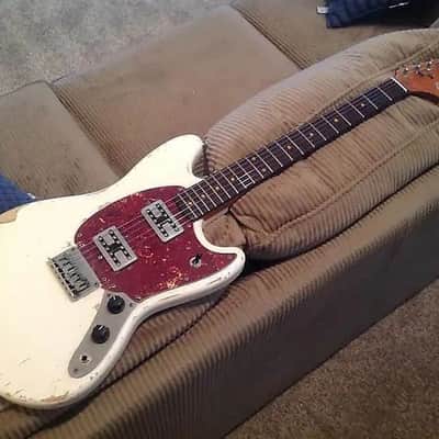 Luthiers Vault Custom Shop Carbonita Mustang Partscaster Relic - Flat Worn White image 4