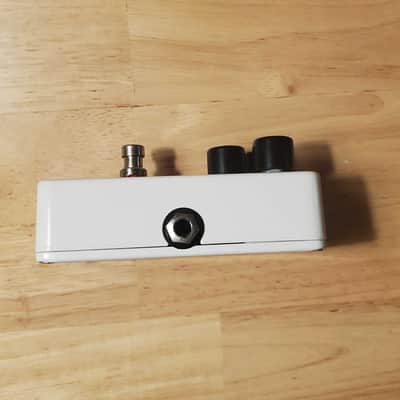 Electro-Harmonix Nano Big Muff Pi Distortion / Sustainer 2013 - Present - White / Black / Red image 5