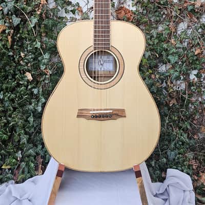 Wilhelm Guitars Black Limba, German Spruce OM Acoustic Guitar image 9