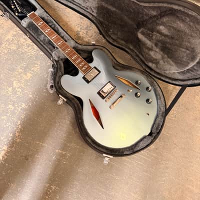 Epiphone Dave Grohl Signature DG-335 2024 - Present - Pelham Blue image 12
