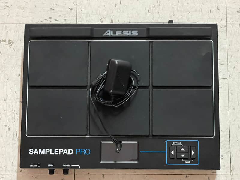 Alesis SamplePad Pro 8-Pad Percussion and Sample-Triggering Instrument