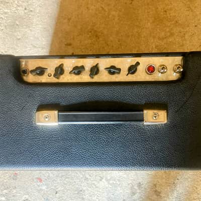 Fender Blues Junior II 15-Watts image 2