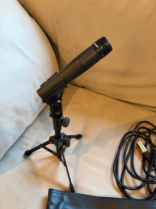 Shure BETA 57 Supercardioid Dynamic Microphone