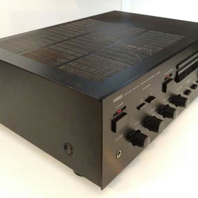 Yamaha A-520 Stereo Integrated Amplifier 1985-86 Black image 5