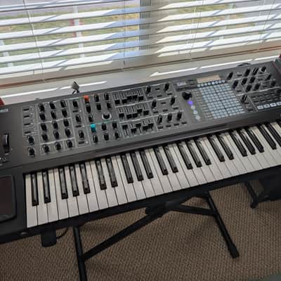 Arturia PolyBrute Noir 61-Key Synthesizer 2023 - Present - Black image 1
