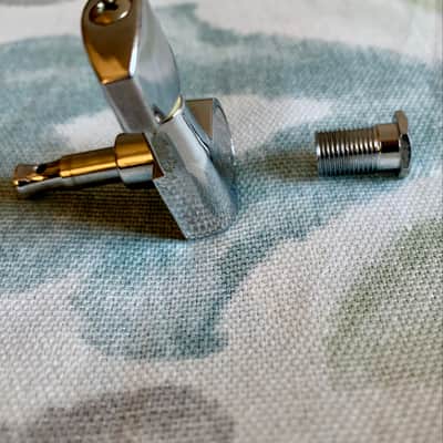 1 Squier Logo Guitar Tuner / Machine Head (2009) Vintage Style 45 degree Mounting Tab image 5