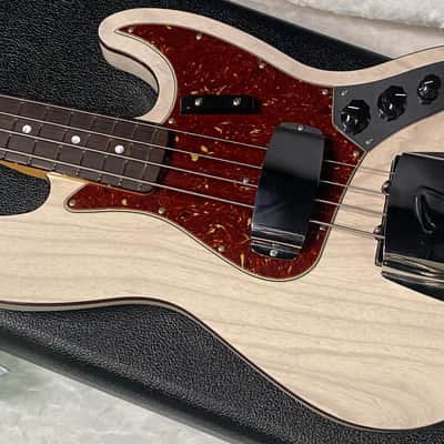 NEW! Fender Custom Shop '60 Jazz Bass DLX - Closet Classic Lacquer Aged White Blonde Finish - 8.9lbs - Ultra RARE! Authorized Dealer - G07630 image 9