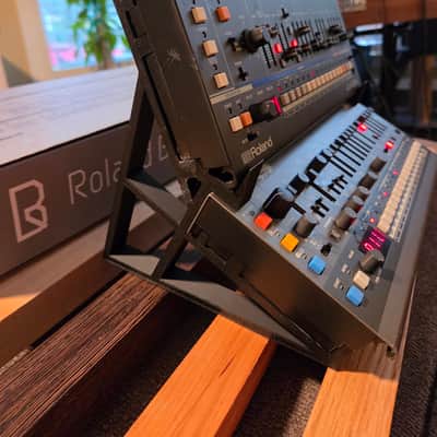 Roland JU-06A AND Roland JX-8 Boutique Series Synthesizer Modules With Stand image 4