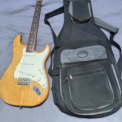 Fender Classic Series '70s Stratocaster with Rosewood Fretboard 1999 - 2018 - Natural image 11