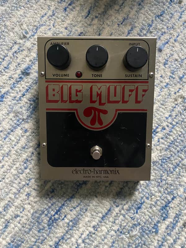 Electro-Harmonix Big Muff Pi 2000 - Present - Silver / Black / Red image 1