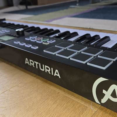 Arturia KeyLab Essential 49 MkIII MIDI Controller 2023 - Present - Black image 3