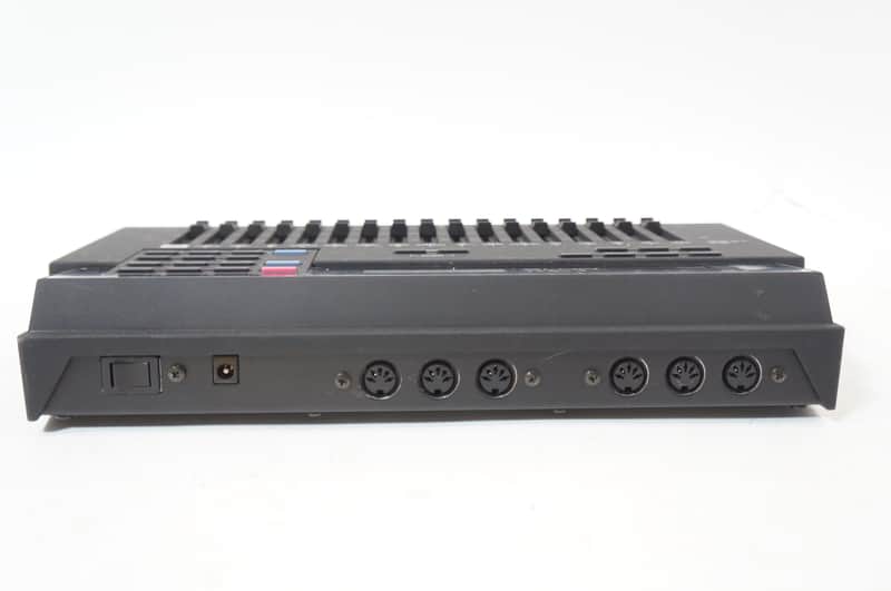KAWAI MM-16 16ch SysEx MIDI Mixer Controller for K1 K4 K4r XD-5