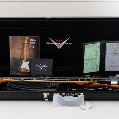 Fender Custom Shop '64 Jazz Bass Heavy Relic Limited Edition 4-String Bass Guitar, Rosewood Fingerboard, 3-Color Sunburst image 3
