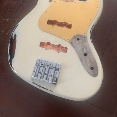 Jazz Bass Body  2026 - White Relic image 1