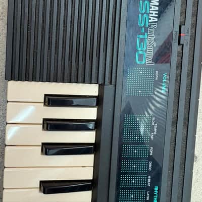 Yamaha PSS-130 Synthesizer 1987 - Black