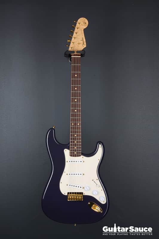 Fender Custom Shop Hardtail Stratocaster Robert Cray Signature Violet 2005 Used (cod.1249UG) image 1