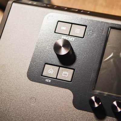 Line 6 Helix LT Floorboard Multi-Effects Processor image 2