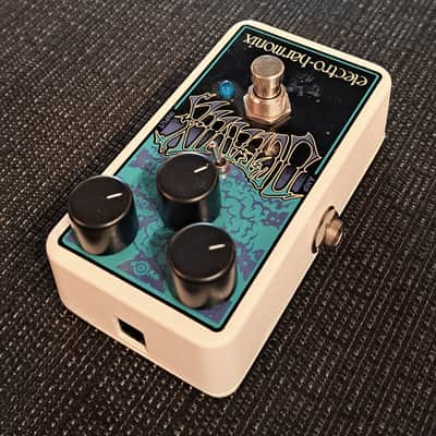 ELECTRO HARMONIX OCTAVIX OCTAVE BOOST PEDAL W BOX AND POWER SUPPLY (USED) image 3