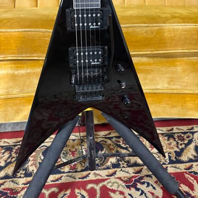 Jackson King V JS32 - Gloss Black image 2