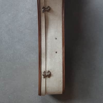 cheney Vintage Hard Case 1950-60's - White vintage Hard case guitar CHENEY ENGLAND 1950'S for dreadnought image 3