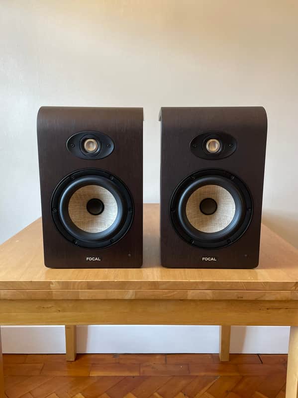 Focal Shape 65 6.5" Powered Studio Monitors (Pair) 2010s - Wood image 1