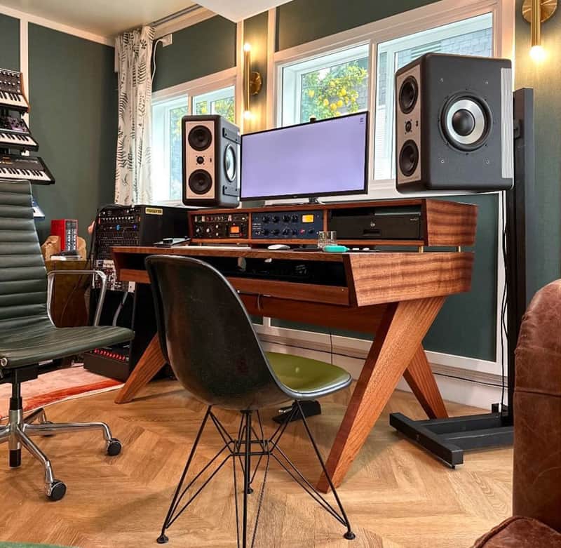Zed Music Studio Desk image 1